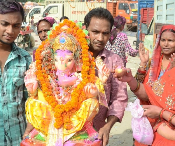 ganesh visarjan in lucknow.