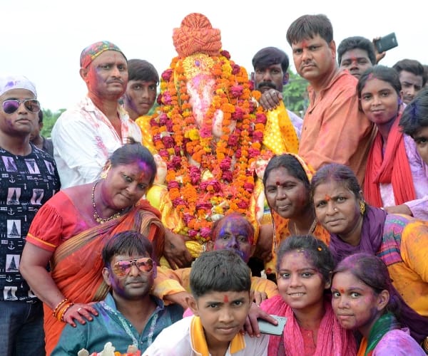 ganesh visarjan in lucknow.