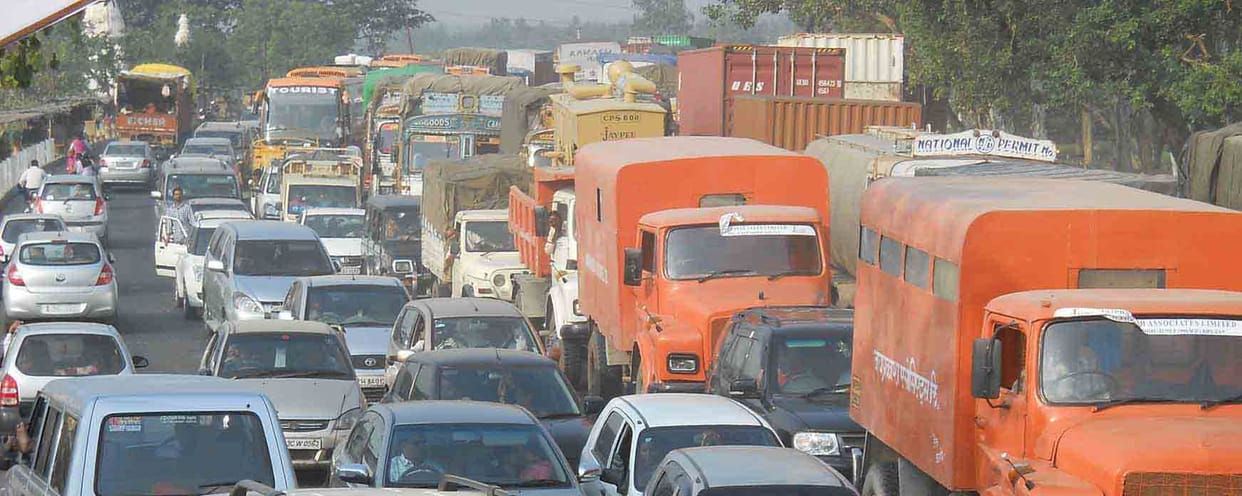 Mohan Nagar intersection jam against underpass