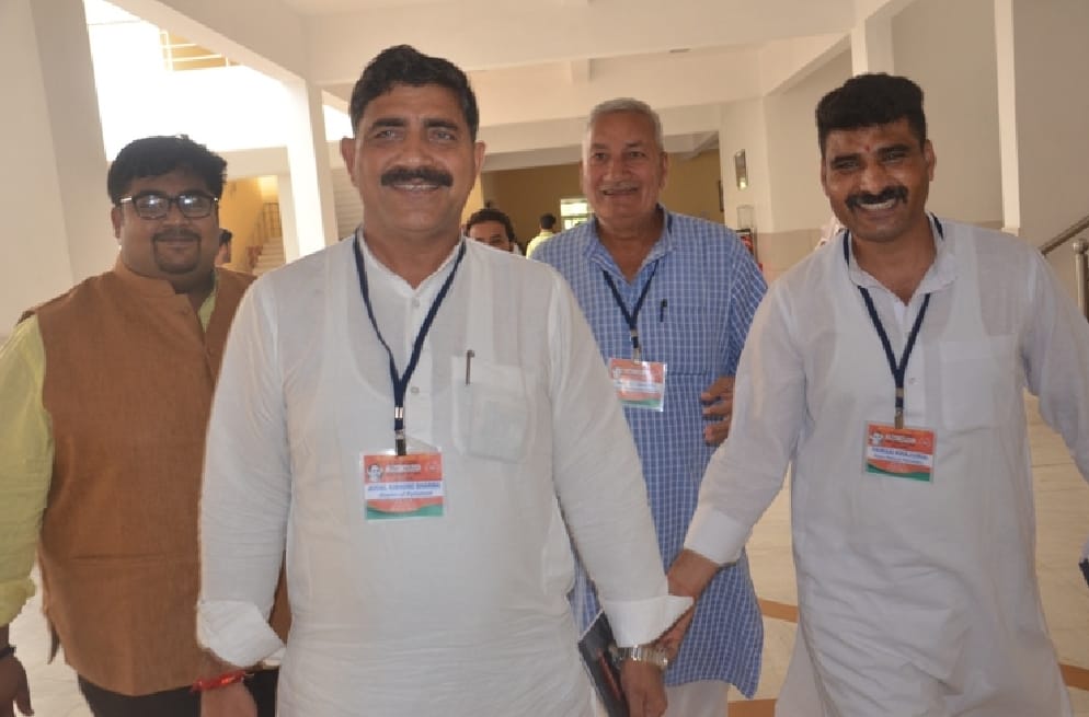 bjp mp alligates nehru mistakes for nation