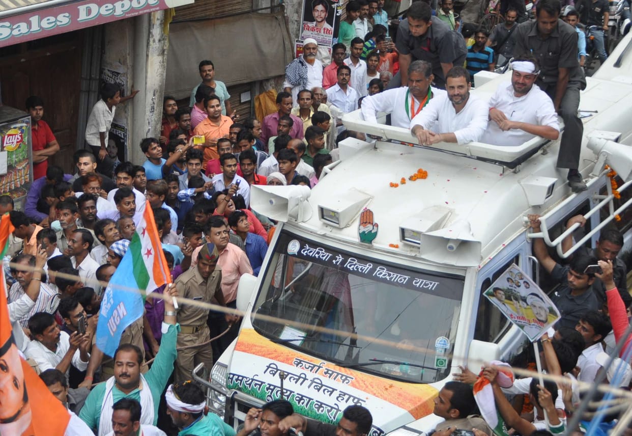 Assembly workers and road shows in the full vigor