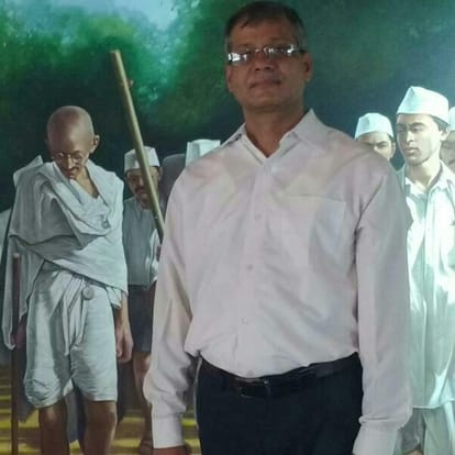 deputy director of social welfare department mp singh died of dengue