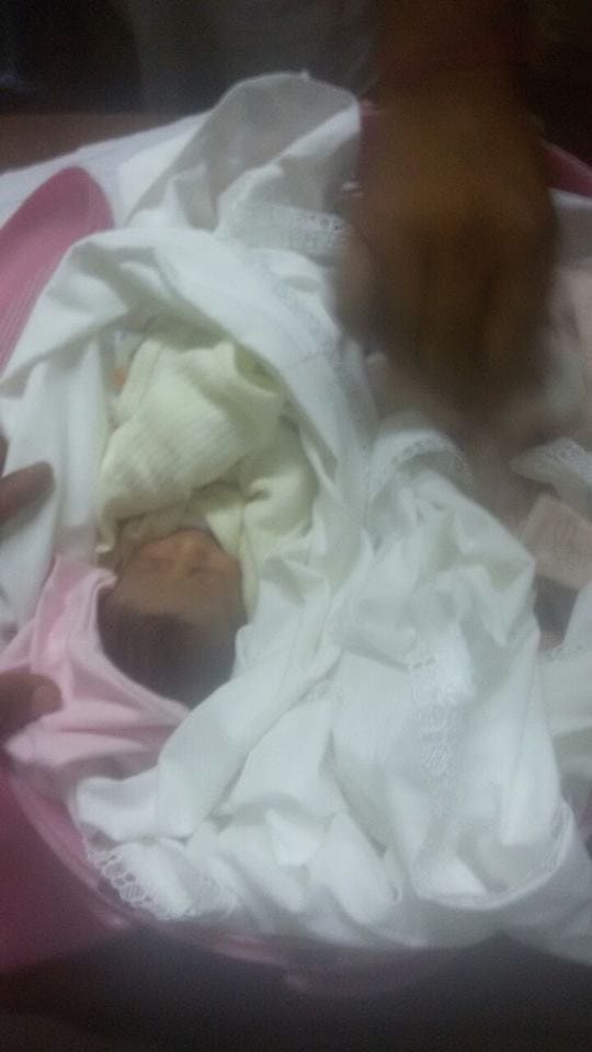 new born two girl babies left on house door by mother in panipat