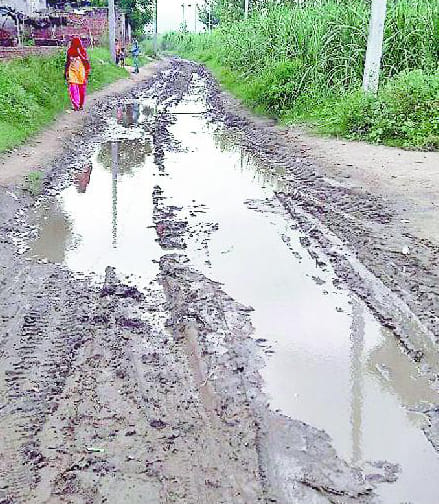 Skauti route: trenches move Bigadhi
