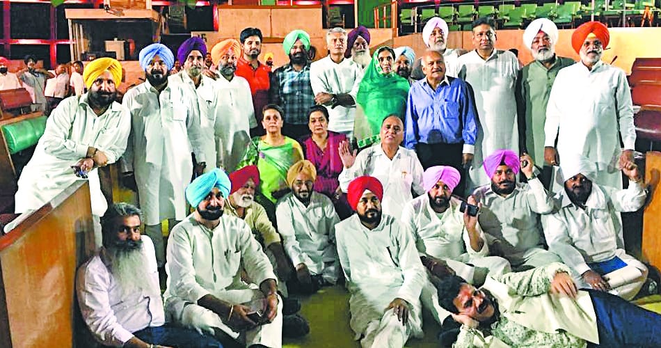 congress 40 hours protest analysis during punjab assembly session