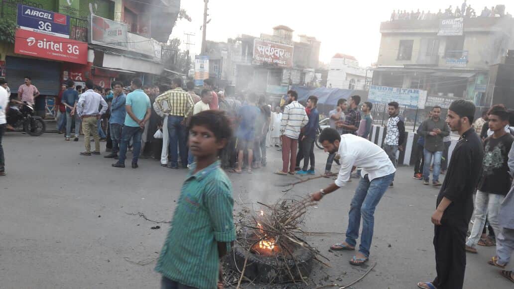 violence protest in rajouri, curfew continue