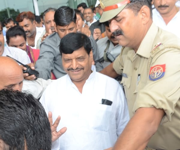  Shivpal Yadav resigns from his post.