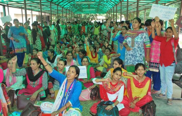 Contract workers strike casualty patients