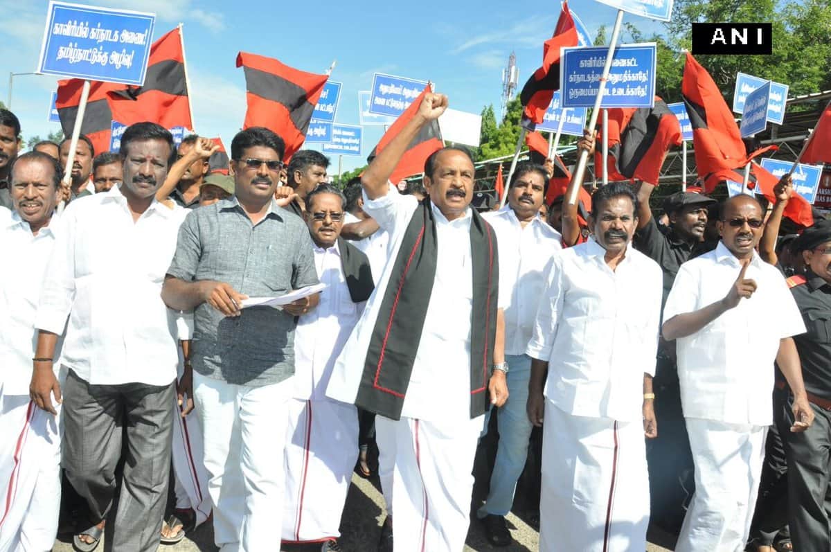 Cauvery row: Day-long bandh begins in TN