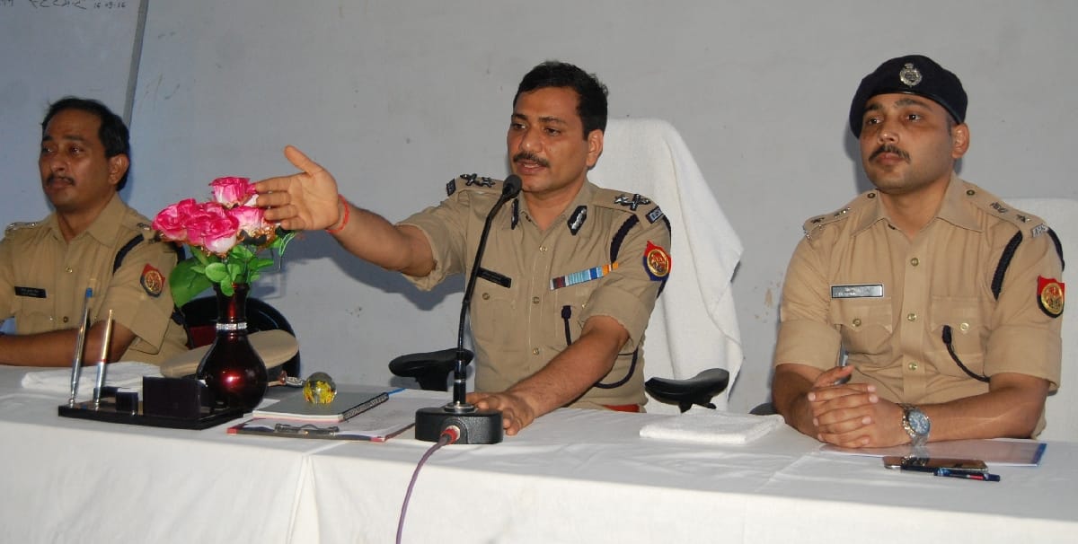 In the coming days will be paperless police station of the district schools IG