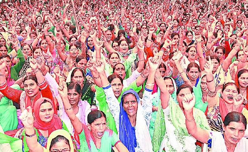 Government plans announced boycott