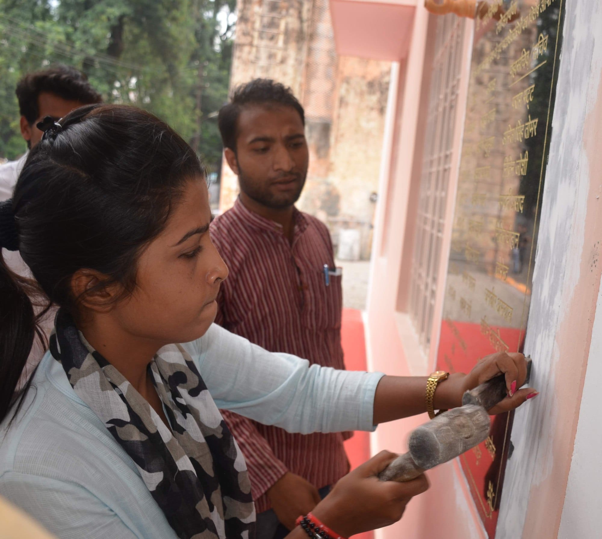 student leader anger in dav.