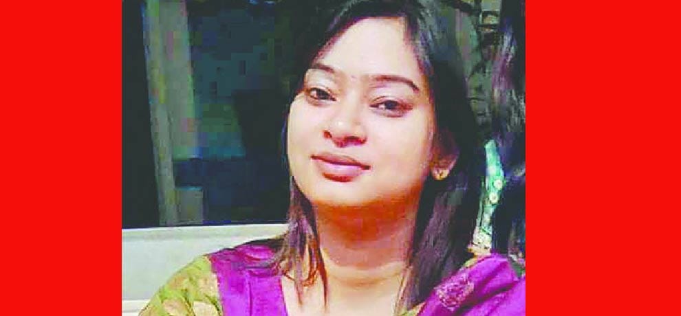AIIMS female doctor commit suicide by injection, pilot husband arrested