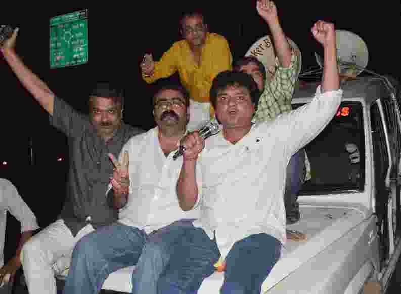 vyapaari ki hatya virodh