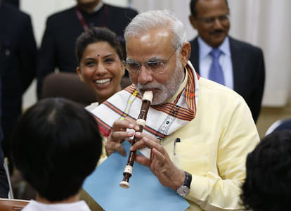 untold stories of prime minister narendra modi's Life