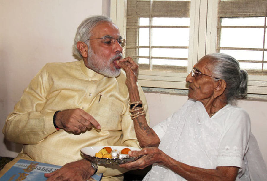 untold stories of prime minister narendra modi's Life
