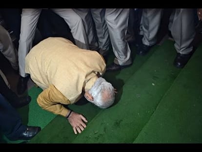 That moment when prime minister modi given bigest surprise to the world