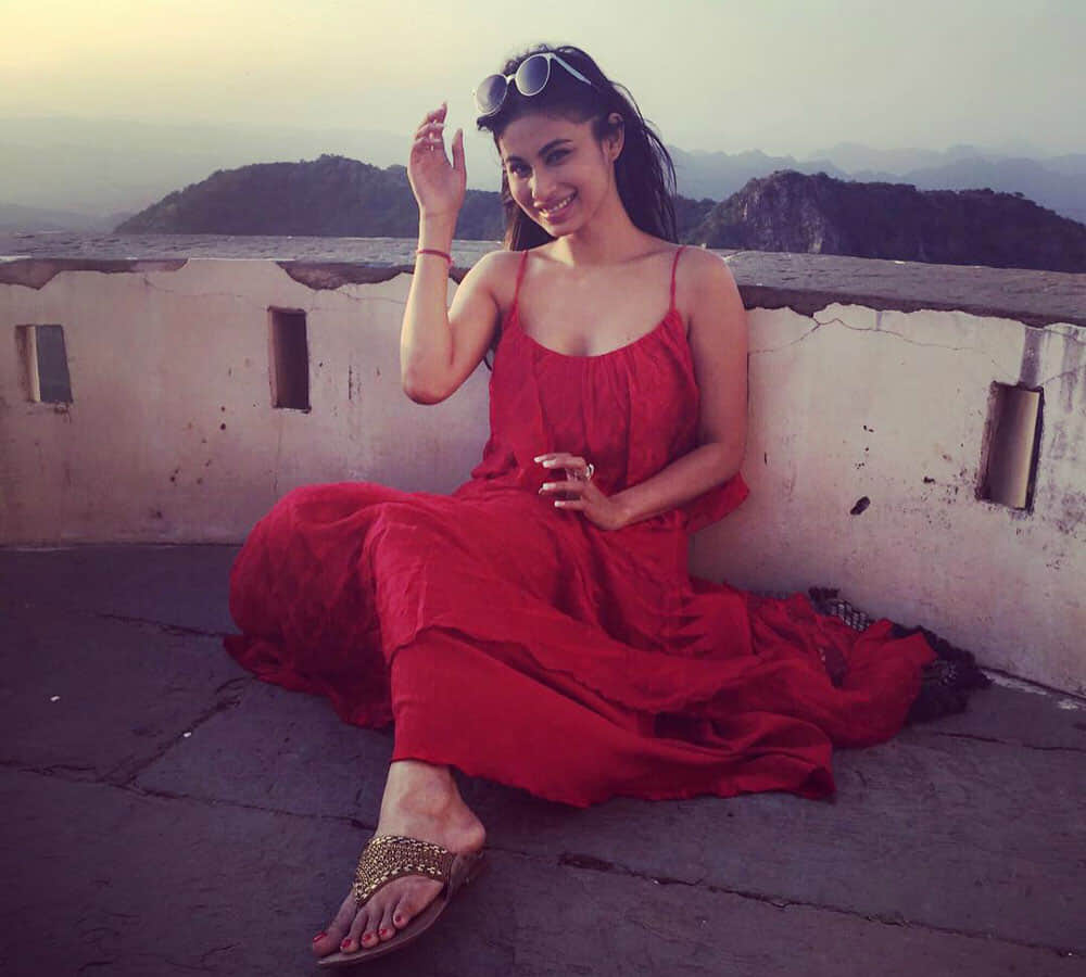 Internet is Obsessed With Mouni Roy hot photoshoot