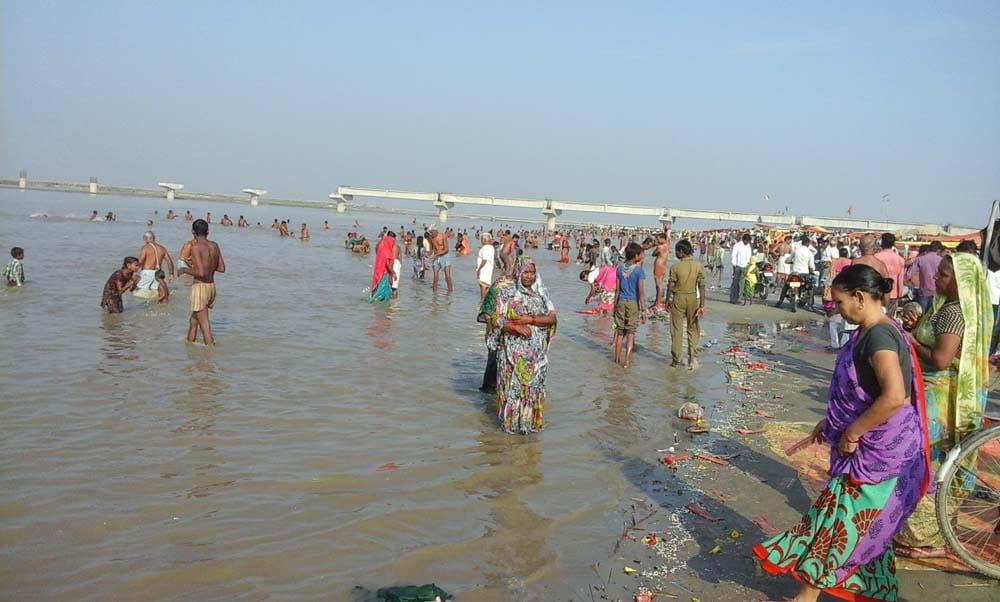 pitra came ganges  bath