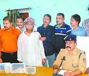 Robbers maulana  sent to prison