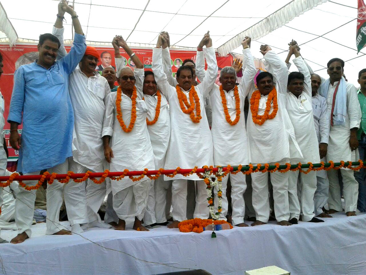 SP sakar ka kiya bakhan