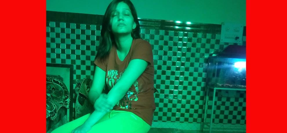 First picture of sapna after she came back from hospital, showed his bold style