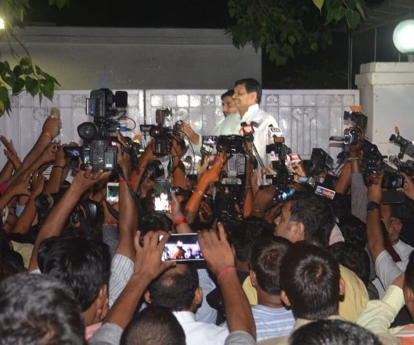 Shivpal yadav supporters reach his home.
