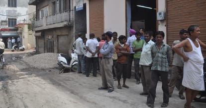 two people died due to poisonic gas in severage in ludhiana