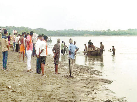 Three youths drowned in the river of the same family