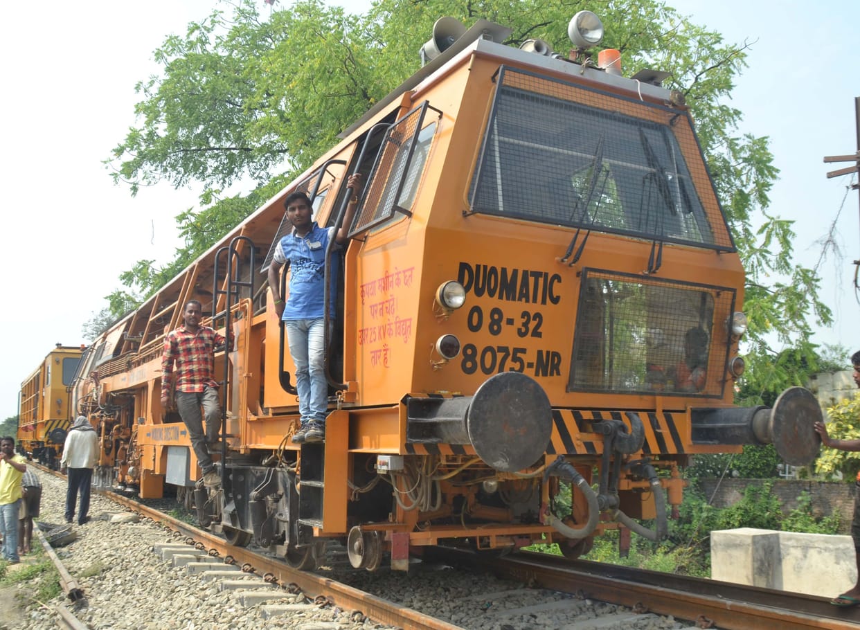 Mitrgej trains began operating from the new temporary track