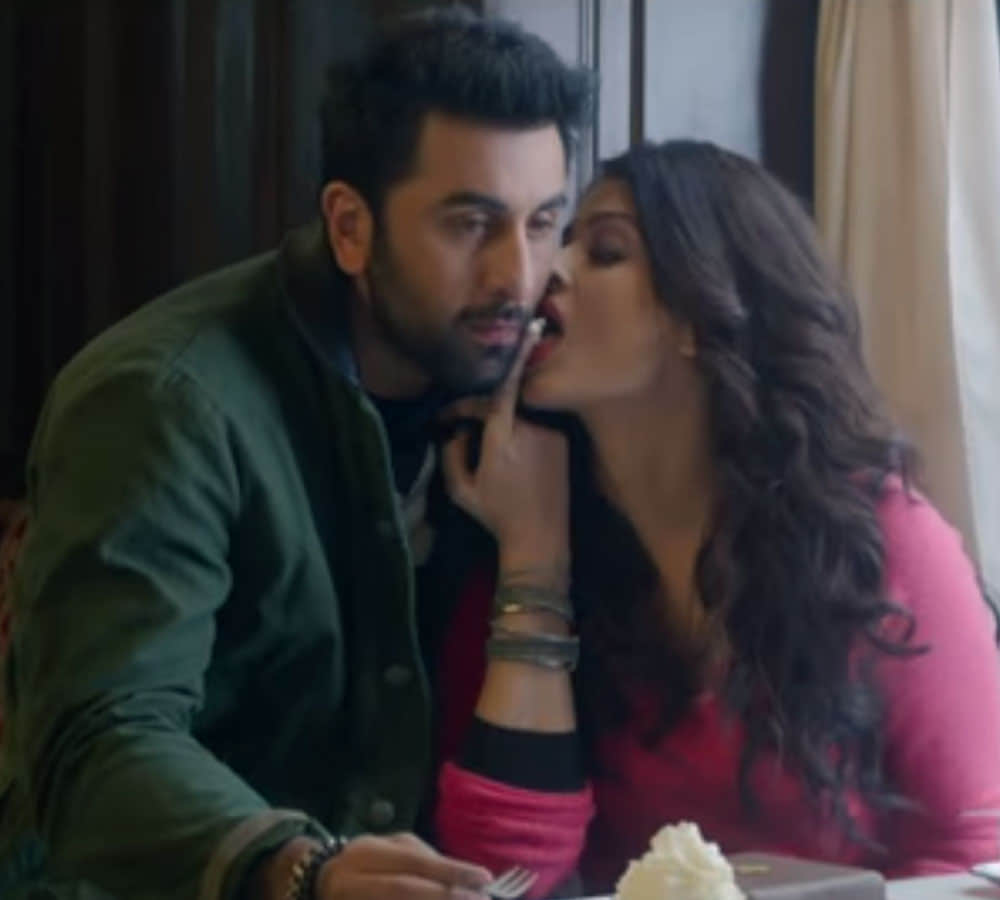 ranbir -aiswarya hot chemistry in ae dil hai mushkil 