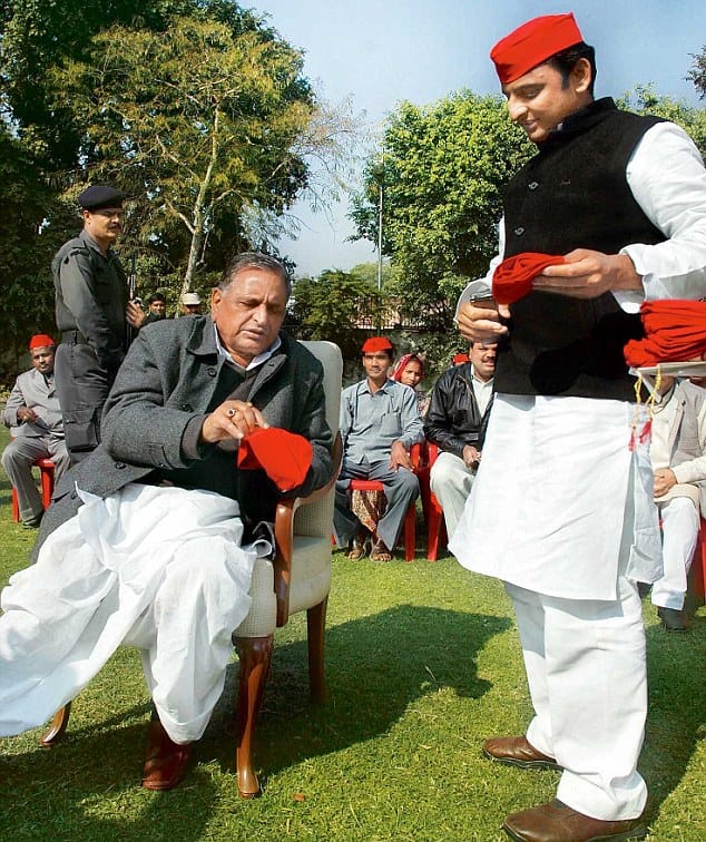 Rare Facts about Shivpal Yadav and Akhilesh Yadav chemistry