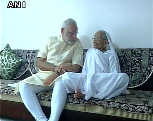 Pm modi meets his mother in gandhinagar on his birthday