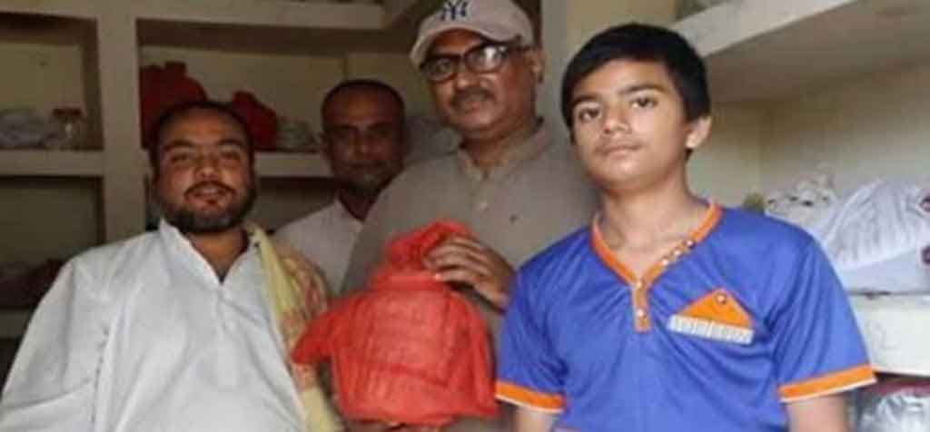 pakistan mahant from karachi arrives india with remains of 160 hindus