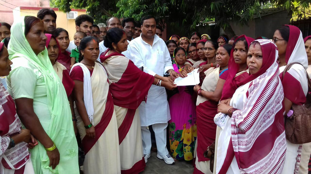  contract workers given papaer to ex mla