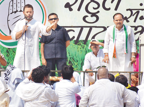 SP-BSP contractor consumed Bundelkhand package