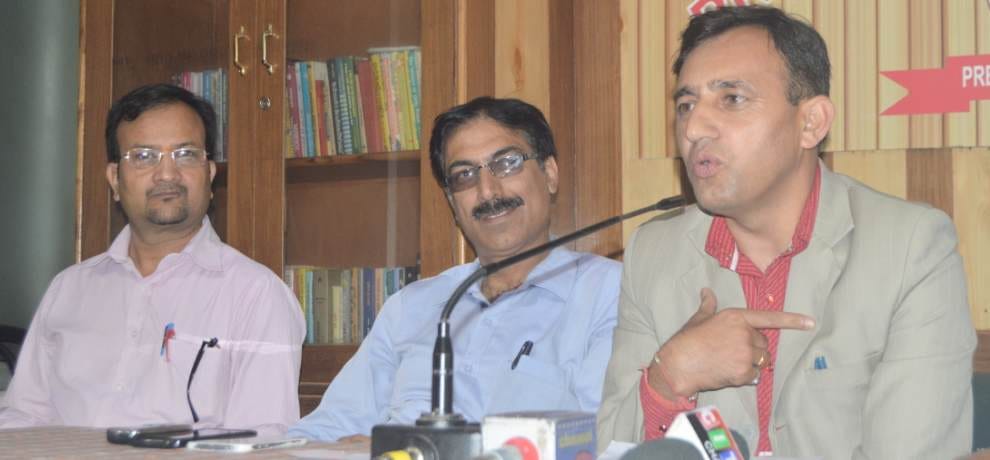 HGTU Virender Chauhan hits out at Himachal Govt
