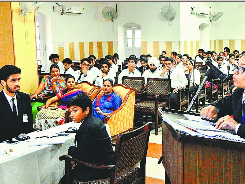 Government Mahindra College, Moot Court competition, 10 teams of students, Patiala