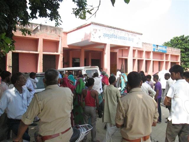 108 ambulance stood, picked up the phone, maternal deaths