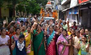 Kshmavni away on the wet - grievance