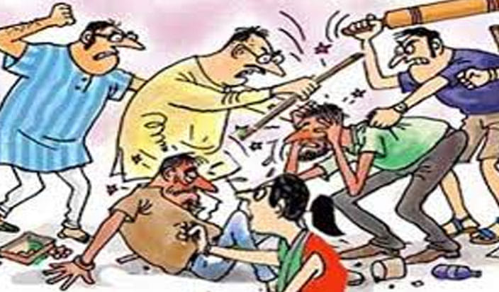  bloody struggle for corn, eight injured