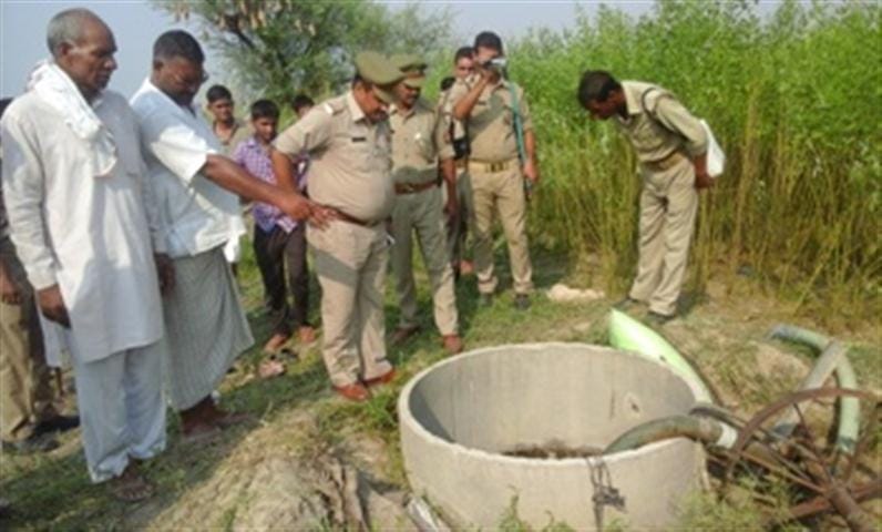 Five killed in poison gas wells, jam-Commotion