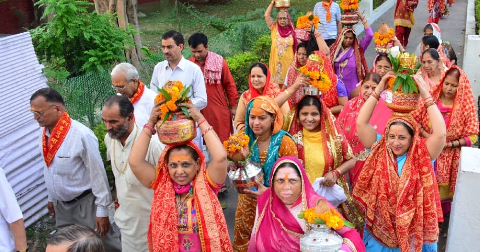 kalash yatra in prachin shri hanuman mandir chandigarh