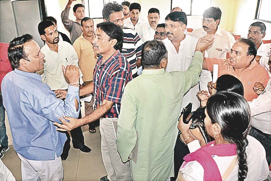 Female councilor in the complaint lodged Commission