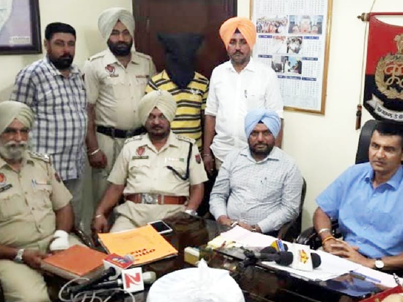 heroine recover, tarn taran heroine recover, six KG heroine found, tarn taran, amritsar