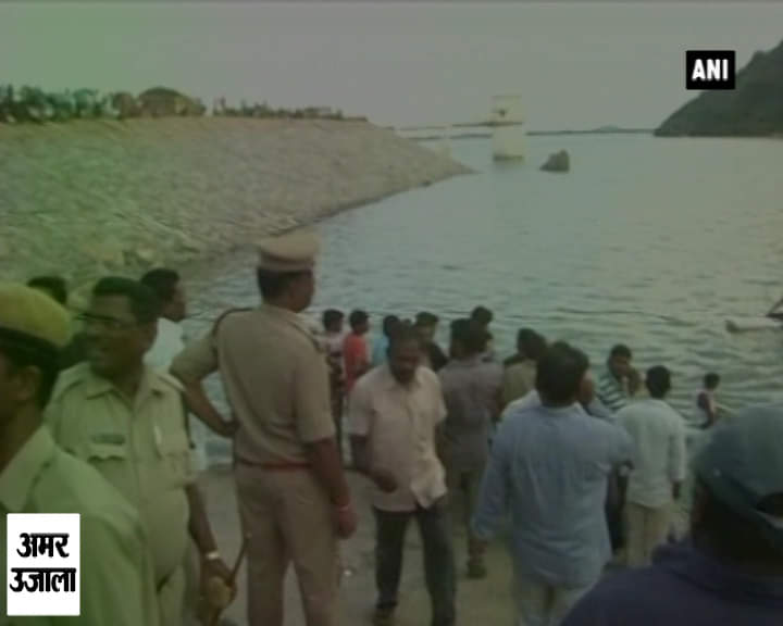 छात्रों की मौत