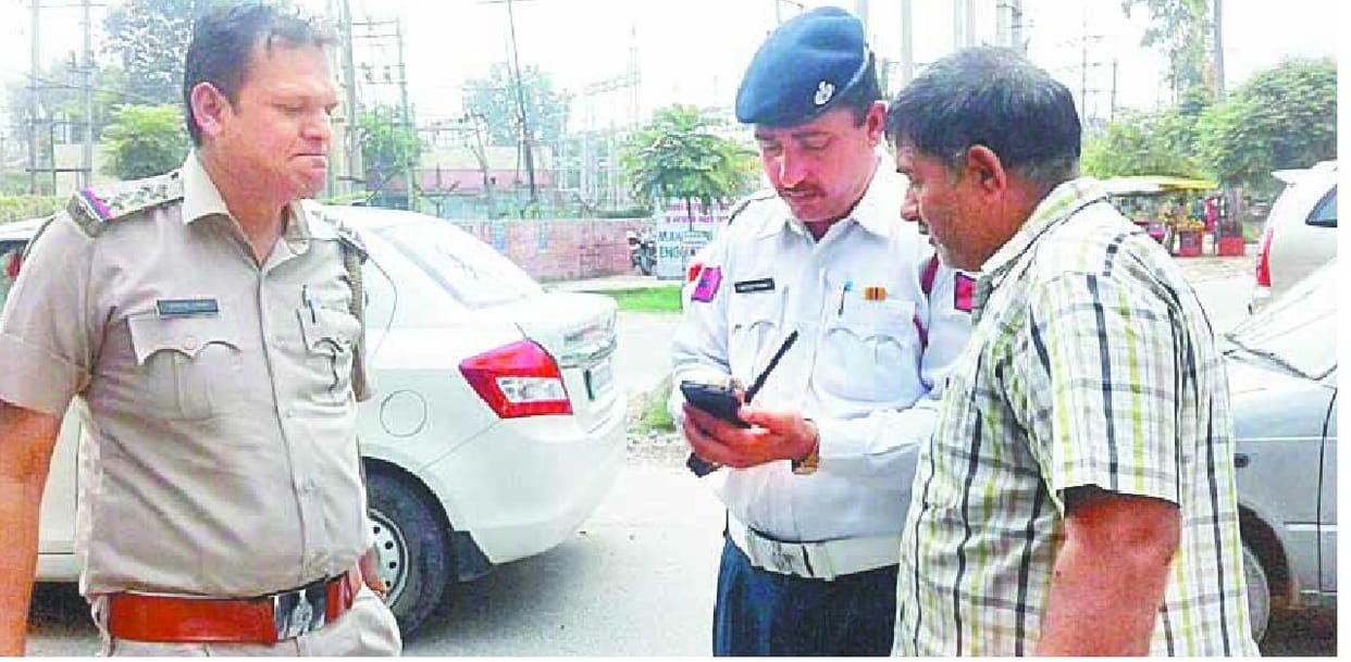 school bus, overload, police, yamunanagar