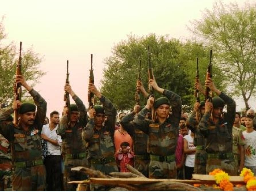 tributes to the soldiers of Samba Ravi paul
