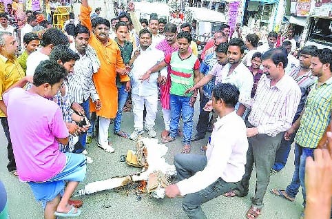 Protest against Pak for uri akkack