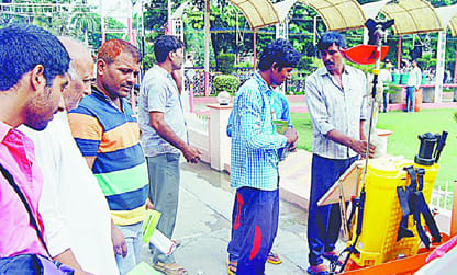 Organic farming to farmers taught tricks